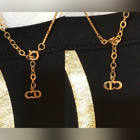 DIOR CD Logo Gold Necklace 15”-17” 😍🔥❤️ - Picture 11 of 17